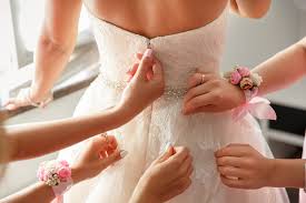 Schau dir unsere auswahl an für hochzeitskleid an, um die tollsten einzigartigen oder spezialgefertigten, handgemachten stücke aus unseren shops zu finden. Wed Walk In Amsterdam Gebt Euch Das Ja Wort Fur 24 Stunden