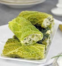 Decouvrez Une Recette Facile Et Originale De Cannelloni De Chou Vert Et De Blancs De Poulet Pour Chang Chou Vert Recette De Cannelloni Feuilles De Chou Farcies