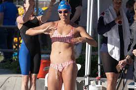 Drag Suits When You Should And Shouldn T Wear One