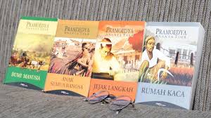 Jejak Penghabisan Penghuni Rumah Kaca By Abdul Hamid Medium