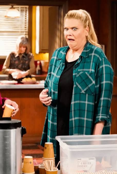 Do you think Tammy helped or hindered the show? : r/CBS_Mom