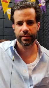 Karina García Oficial, como se hizo conocer en el reality, es la más  reciente eliminada de La casa de los famosos Colombia, tras una reñida  votación contra Yina Calderón. El 11 de