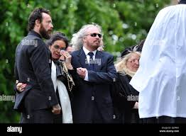 Barry Gibb And His Wife, Linda Gray