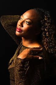 Sabrina Lipscomb's Instagram, Twitter & Facebook