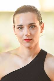 Jehnny Beth : podcasts et actualités