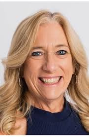 Carla & Ray Lowe, Real Estate Agents