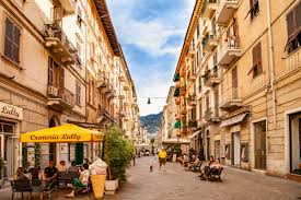 Grasp the significance of la spezia's long maritime history at a naval museum and then mingle with the locals while mean. Cosa Vedere A La Spezia In Un Giorno Itinerario Completo
