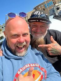 I got to randomly hang with Tim Gore, one the legends and nicest men of the  horror and sci fi world! It is amazing to talk shop with one of the people