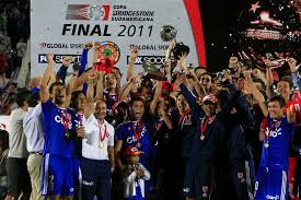 U de chile campeon sudamericanauniversidad de chile campeon copa sudamericana 2011 final vuelta goles de eduardo vargas x2 y gustavo lorenzettisalida los de. El Dia Mas Importante De La U Revisa Su Campana Perfecta En La Sudamericana 2011 La Tercera