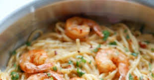 Ingredients 125 G De Spaghetti Ou De Fettuccini 500 G De Petites Crevettes 1 2 Cuillere A Soupe D Spaghetti Aux Crevettes Recettes De Cuisine Plats Cuisines