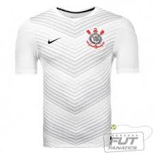 É da nike e será usado para o aquecimento antes dos jogos do brasileirão 2021. Camisa Nike Corinthians Pre Jogo Squad 2014 Futfanatics