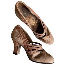 Bella Bordello RARE Antique Womens Salesman's Sample Shoes Dusty Pink -  Ruby Lane