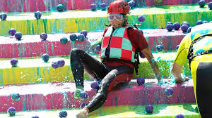 Dear user we are the one to upload fastest all latest episodes on kissasian, if you facing any problem please comment bellow. Episode 20 Series 1 Splatalot