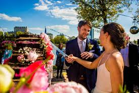 Photo blaues wasser, frankfurt, darmstadt, hesse, germany. Hochzeitsfotograf Frankfurt Eine Verruckte Hochzeit Im Blaues Wasser