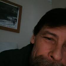 Who can help move a 400 pound fridge in Saranac Inn area?