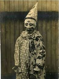antique circus posters おしゃれまとめの人気アイデア pinterest thais 怖いピエロ ヴィンテージハロウィーン 不気味な絵