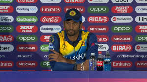 's frank dimuth madushanka karunaratne is the real name or full name of dimuth. Cwc19 Nz V Sl Dimuth Karunaratne Press Conference