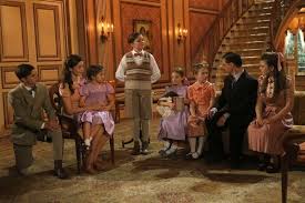 Is a television special that was originally broadcast by nbc on december 5, 2013. The Sound Of Music Live Review Simon Parris Man In Chair