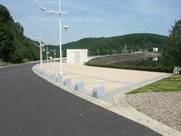 .du barrage de la gileppe, possédant également son propre barrage qui fait aujourd'hui partie des il est un peu le petit frère du barrage de la gileppe, car la date de sa construction est identique. Barrage De La Gileppe Urbastyle