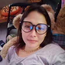 Hannah Lam (@hdebuayan)