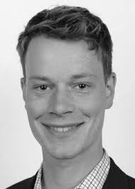 Blockchain and network governance: learning from applications in the supply  chain sector