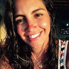 Señora Mariela resista, con esa fuerza que la caracteriza, nosotros  seguiremos hasta el final con usted y su familia!!Nuestra Maricar  encontrará la justicia !!🕊