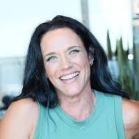 Jeannine Simon's Instagram, Twitter & Facebook