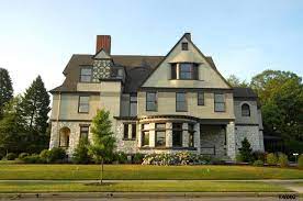 C 1890 Victorian Located At 900 S George St York Pa 17403 Old Houses For Sale Old Houses Historic Homes