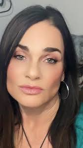 Rhonda Farley's Instagram, Twitter & Facebook