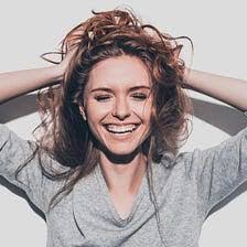 Jasmine Lancaster's Instagram, Twitter & Facebook