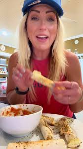 Caseys 4 Cheese Breadsitcks