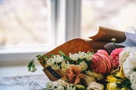 Yes flowers are ideal to be gifted for any occasion, be it birthday or anniversary. Best Flowers To Send For A Birthday Mamas Like Me