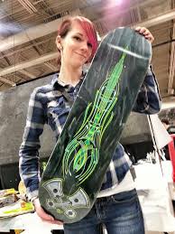 Hot Rod Jen With Her Work In Hand Pinstriping Designs Pinstriping Pinstripe Art