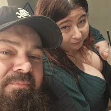 Suspicious characters in Elizabeth Downs area