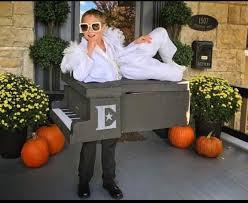 Cosmovie elton john halloween cosplay costume baseball uniform skycos elton john costume shirts 2019 halloween cosplay disco casual flares pants shirts set. This Elton John Halloween Costume Found In R Pics Nextfuckinglevel