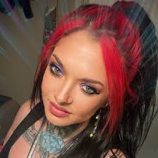 Dan Cagle's Instagram, Twitter & Facebook