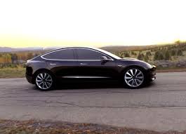 The tesla model s long range model is slightly less lairy, featuring 670hp peak power and a top speed of 155mph. Tesla Model 3 Price In Uae New Tesla Model 3 Photos And Specs Yallamotor