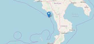 Check spelling or type a new query. Terremoto Oggi M 2 9 A Crotone Ultime Scosse Ingv Trema Strongoli E La Calabria