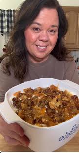 🎉 I earned the fan favorite badge this week, recognizing me for  consistently having meaningful conversations with my fans while sharing  unique, relatable content!