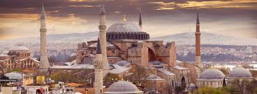 Istanbul ★ beeindruckende bauwerke, antike relikte, authentische viertel, wahrzeichen und eine reise nach istanbul bedeutet eintauchen in eine andere welt. Hagia Sophia Ist Istanbuls Bekannteste Sehenswurdigkeit