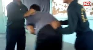 4 pelajar perempuan digantung sekolah 14 hari (tersebar di youtube), buletin utama 9 mei 2011. Sekolah Kementerian Jangan Sorok Kes Buli