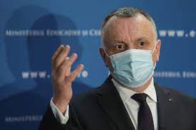 „voi insista să fie rezolvate, şi la limba română, şi la matematică, încă o dată acele subiecte care vor fi extrase, pentru a nu avea vicii de formulare. ministrul educaţiei spune că se aşteaptă ca rezultatele evaluării naţionale 2021 să fie mai bune decât anul trecut. Sorin Cimpeanu Despre Vaccinarea Copiilor DacÄƒ Vor Fi Recomandate Acestei Categorii Se Va Lucra La O Strategie Stirileprotv Ro