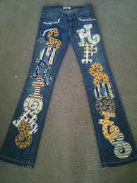 Pin By Jennifer Kulick On That S So Nif School Spirit Wear Painted Jeans Senior Overalls