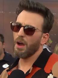 Chris Evans Weird Eyebrows