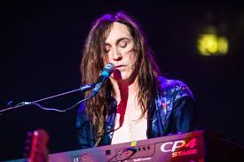 33, born 5 june 1987. Chi Sono I Manitoba La Band Toscana Di X Factor