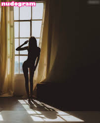 Caitlin Erin ONeill  uhh_uma Nahé uniklé OnlyFans foto 11 - Nudogram v2.1