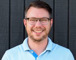 Design to Renourish: Sustainable Graphic Design in Practice: Benson, Eric,  Perullo, Yvette: 9781138916616: Amazon.com: Books