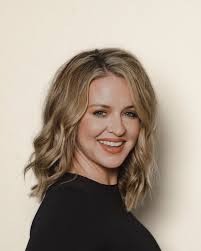 Hi! I'm @kristenledlow. I'm the new owner at @johnscreekhit! 🥊 A little  about me: I have built a career as a sports broadcaster, sharing my love  for sports and storytelling with audiences