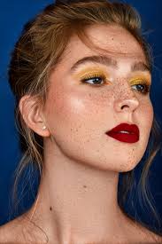 Christmas Make Up Inspiration Simple Holiday Makeup German Beauty Beauty Products Photography
