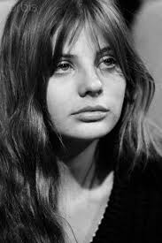 On the night of july 26 to 27, 2003 in their hotel room in lithuania where she is shooting the tv movie colette, a free woman, marie trintignant receives several blows from her companion bertrand cantat, with whom she has been living in a tumultuous relationship for several months. Marie Trintignant Marie Angele Chanteuse Actrice